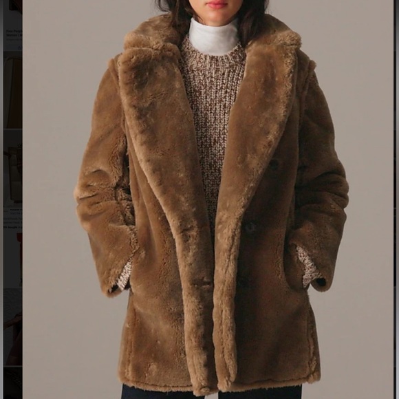 J. Crew Jackets & Blazers - J.Crew Women's Faux-fur peacoat Size L